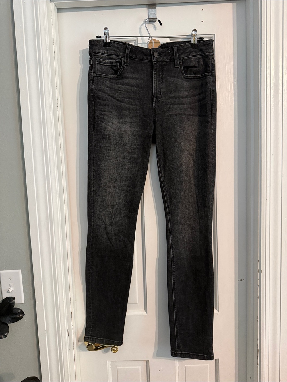 Level 99 Classic Black Women's Skinny Jeans
